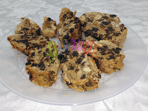 Budin de pasas y nueces