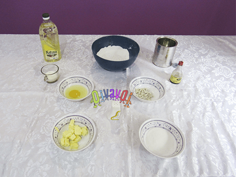 On hannukah, it's tradition to eat food made with oil. And the sufganyot (jelly doughnuts) are one the classics of all classics