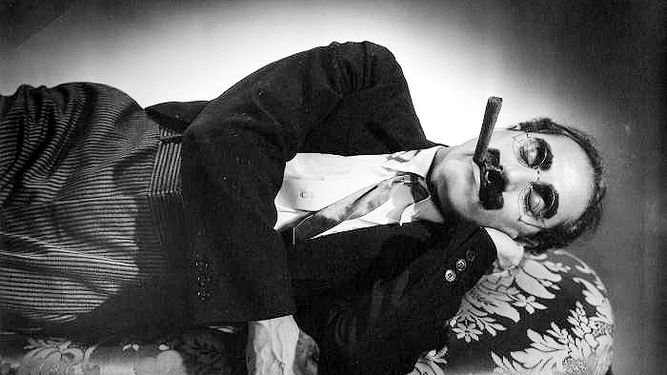 Groucho, política y posverdad