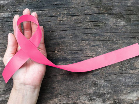 Todas las mujeres con ascendencia ashkenazí deben recibir consejo genético para el cáncer de mama