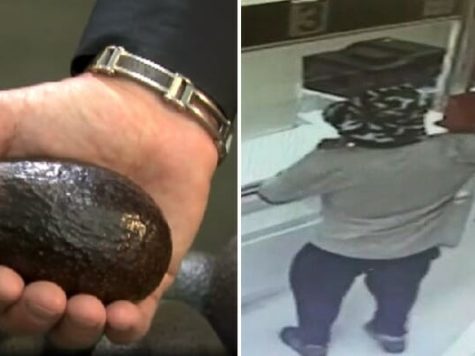 Israel: roban bancos usando un aguacate como arma