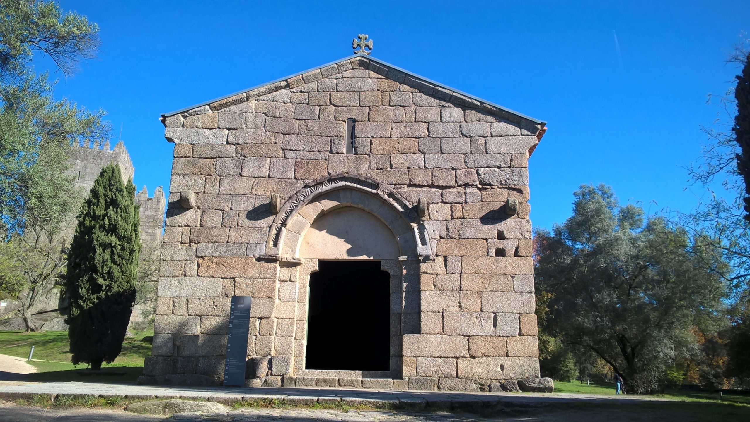 Iglesia de San Miguel en Guimaraes