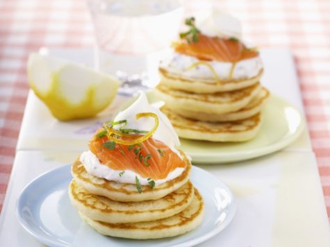 Receta de los blinis o panqueques rusos