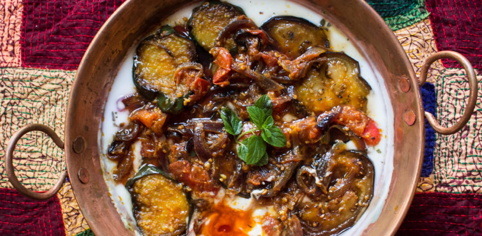 Berenjenas fritas con yogur