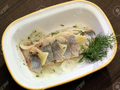 Arenques marinados con limón y especias 1 Arenques marinados con limón y especias