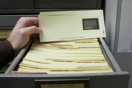Documentos en microfilm: cómo consultarlos sin volverse locos