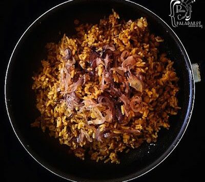 Guisado de shumar (guiso de carne e hinojos) 1 Mujaddara (ensalada de trigo con lentejas)